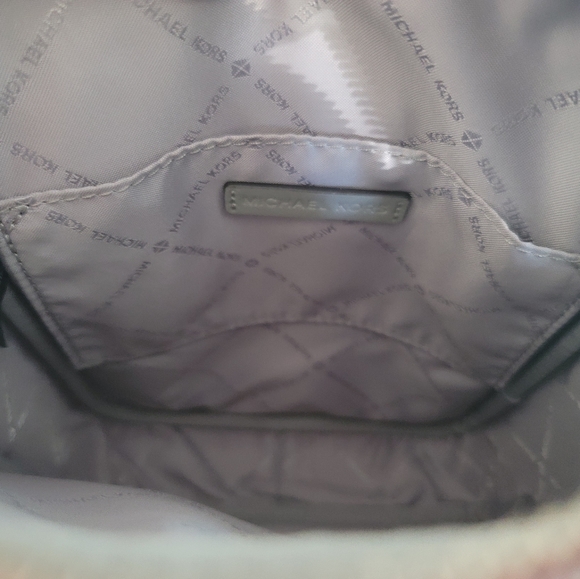 MICHAEL KORS - Jet Set Travel Signature Medium Shoulder Crossbody Bag - Picture 8 of 11